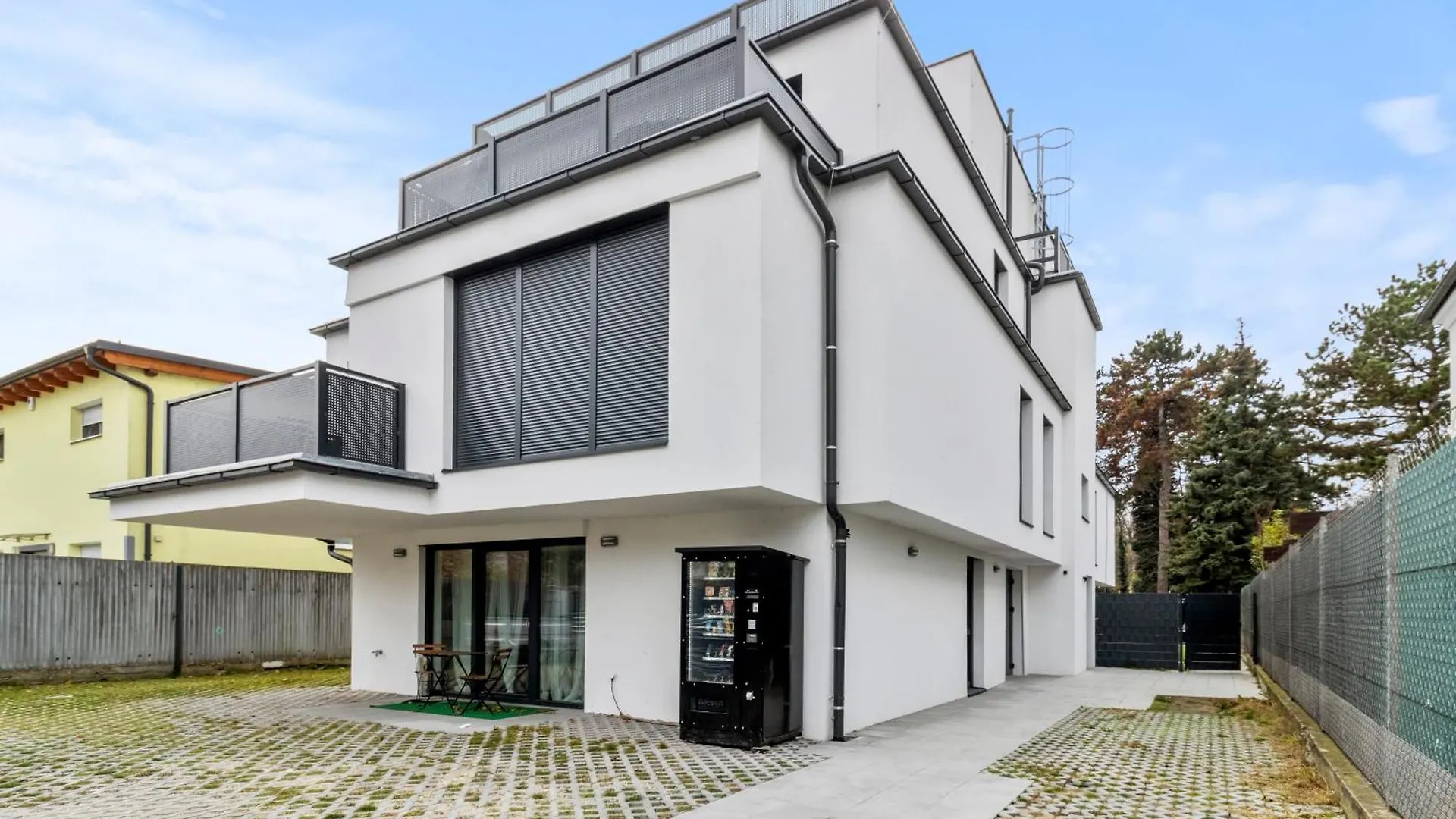 Ferienwohnung Noblenest Deluxe - Massage - Kaffee - Arbeitsplatz Wien 0*,  Österreich