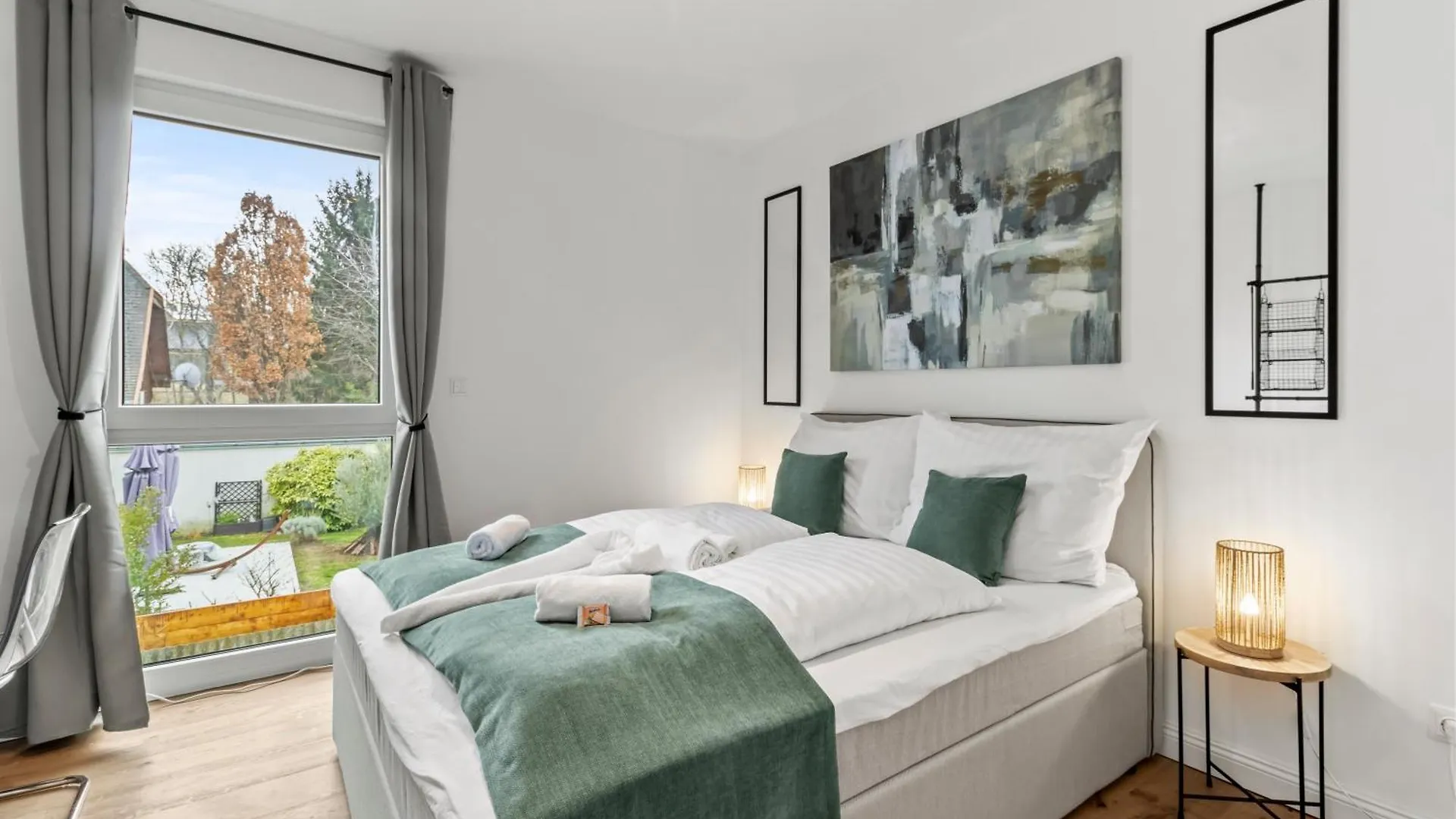 Noblenest Deluxe - Massage - Kaffee - Arbeitsplatz Apartment Vienna Austria