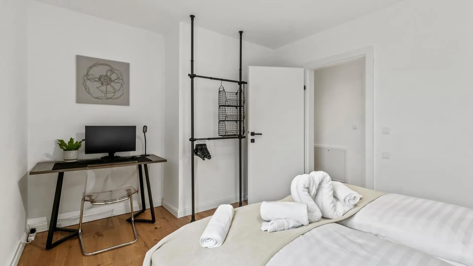 Noblenest Deluxe - Massage - Kaffee - Arbeitsplatz Apartment Vienna Austria